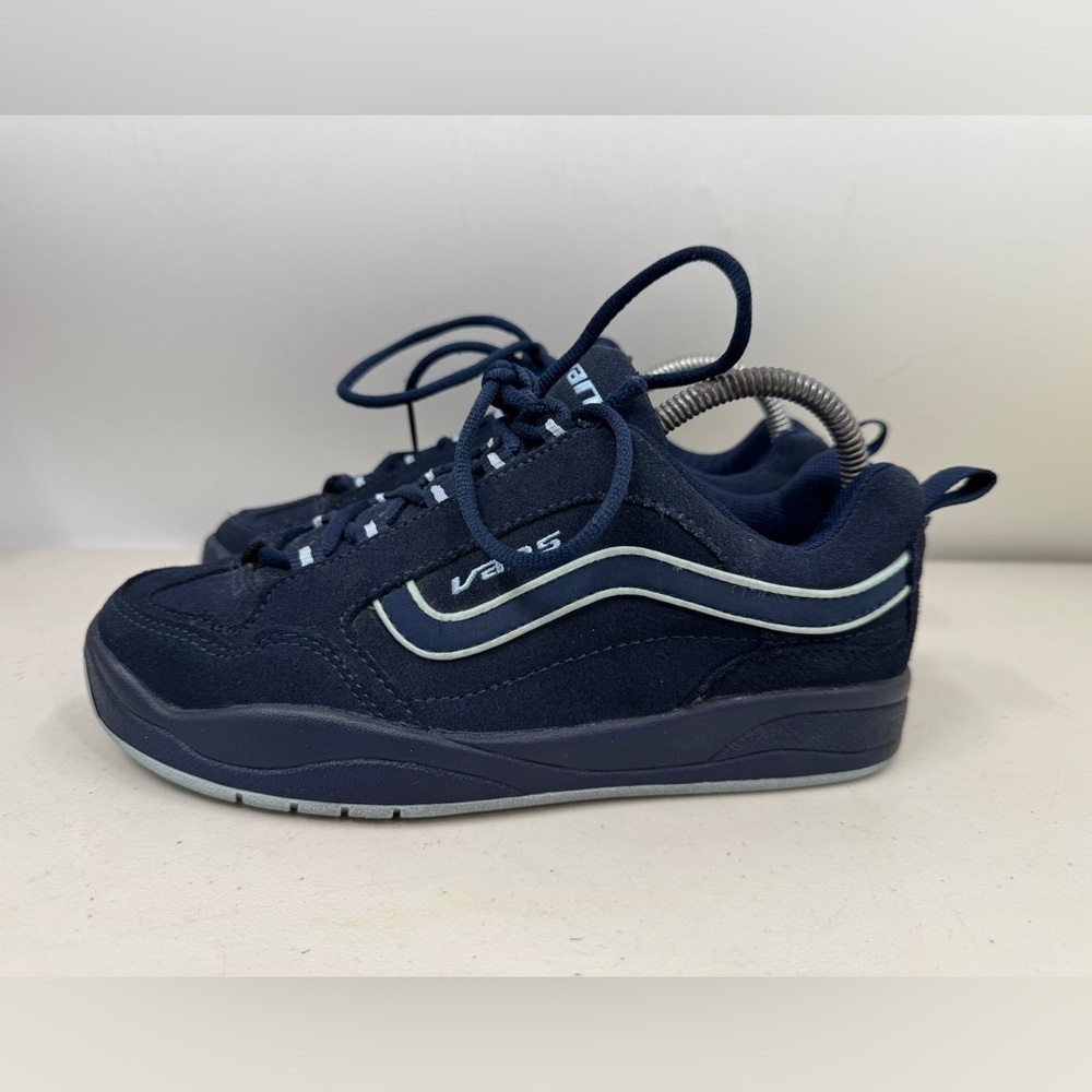 Vintage VANS Navy Blue Wesley Shoes Suede Skateboarding Women's Size 8 2000s